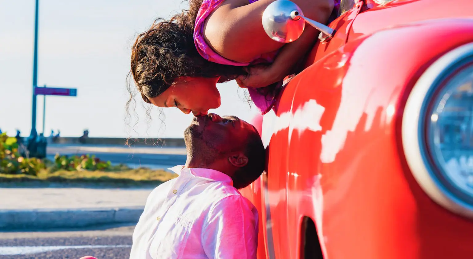 Couples Vacation Kisses