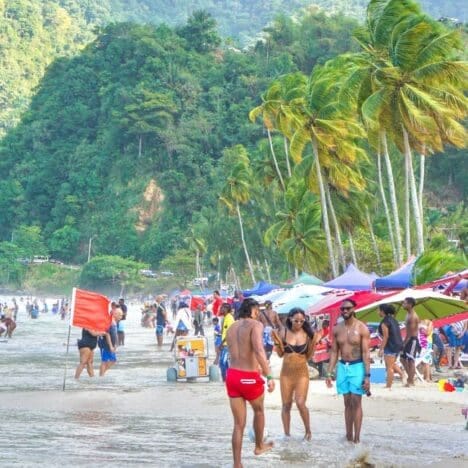 What to Wear in Hawaii 2026: The Ultimate Hawaii Packing List